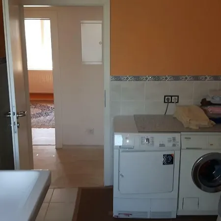 Alter Deutscher Ring Krefeld Buitenkant foto